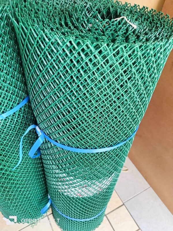 Plastic Poultry Mesh 1m*1m - Image 4